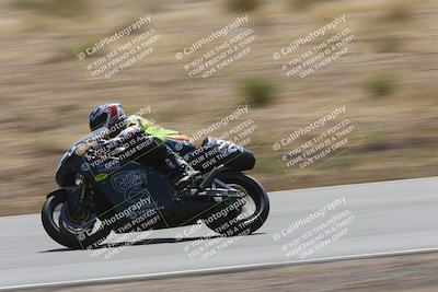 media/Apr-20-2025-AHRMA (Sun) [[393a79c373]]/Race/Group 10/Turn 4b/